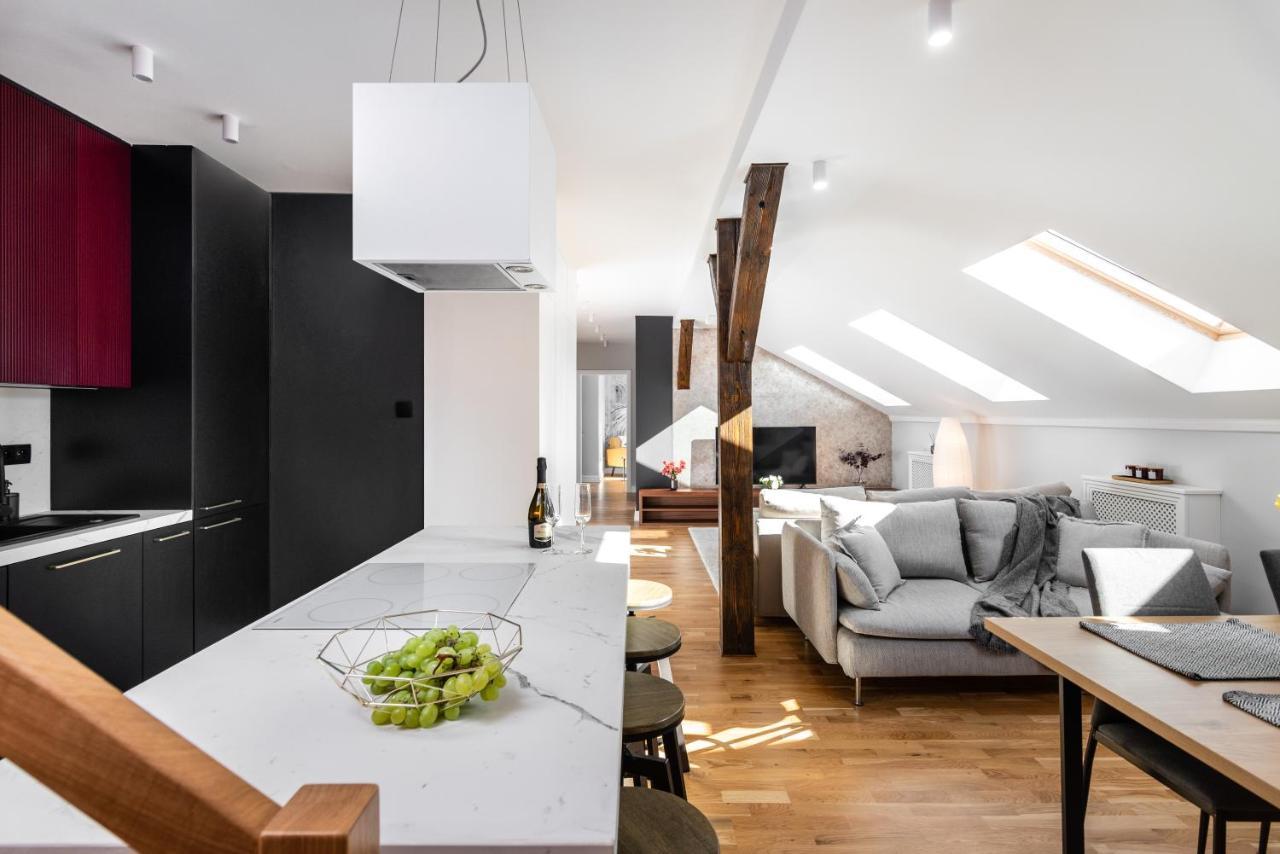 Riverside Premium Class Apartment - By Upstairs Krasków Exterior foto